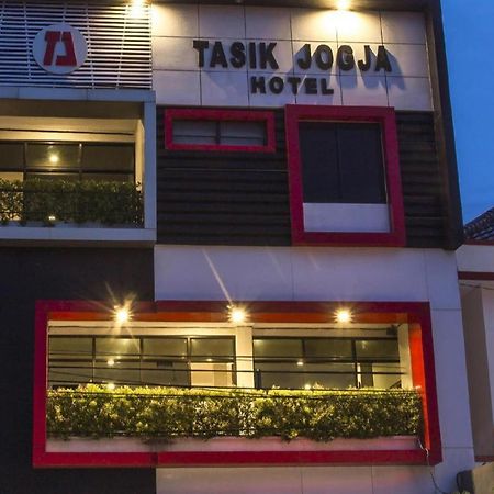 Tasik Jogja Hotel Джокякарта Екстериор снимка